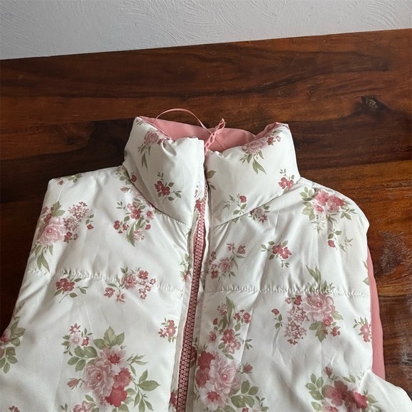 Altar'd State Vest Womens XS Floral Puffer Pink Full Zip Mock Neck Lined - Picture 7 of 8